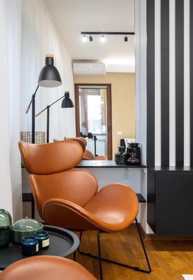 Wonderful Victorie Apartment Бухарест Экстерьер фото