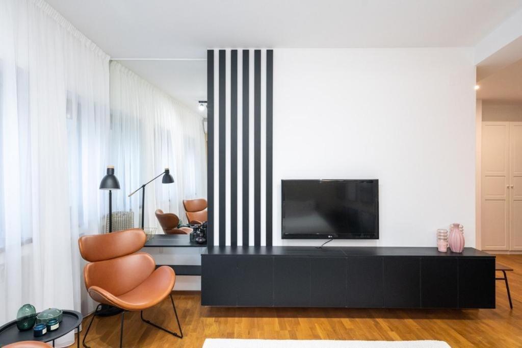 Wonderful Victorie Apartment Бухарест Экстерьер фото